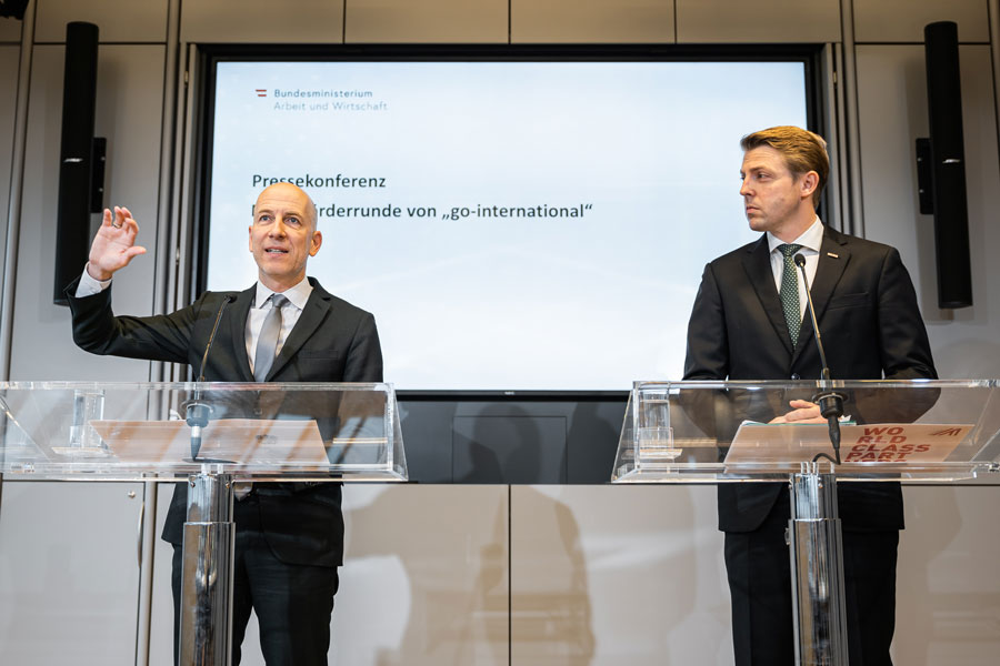 Bundesminister Martin Kocher und  WKÖ-Vizepräsident Philipp Gady 