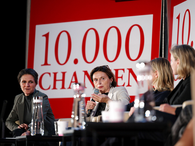 Frau Staatssekretärin Susanne Kraus-Winkler beim Job Changer Event "10.000" Chancen.